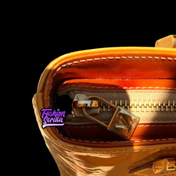 Louis Vuitton Cuir Monogram Vernis Leather Tote Bag - Picture 3 of 16